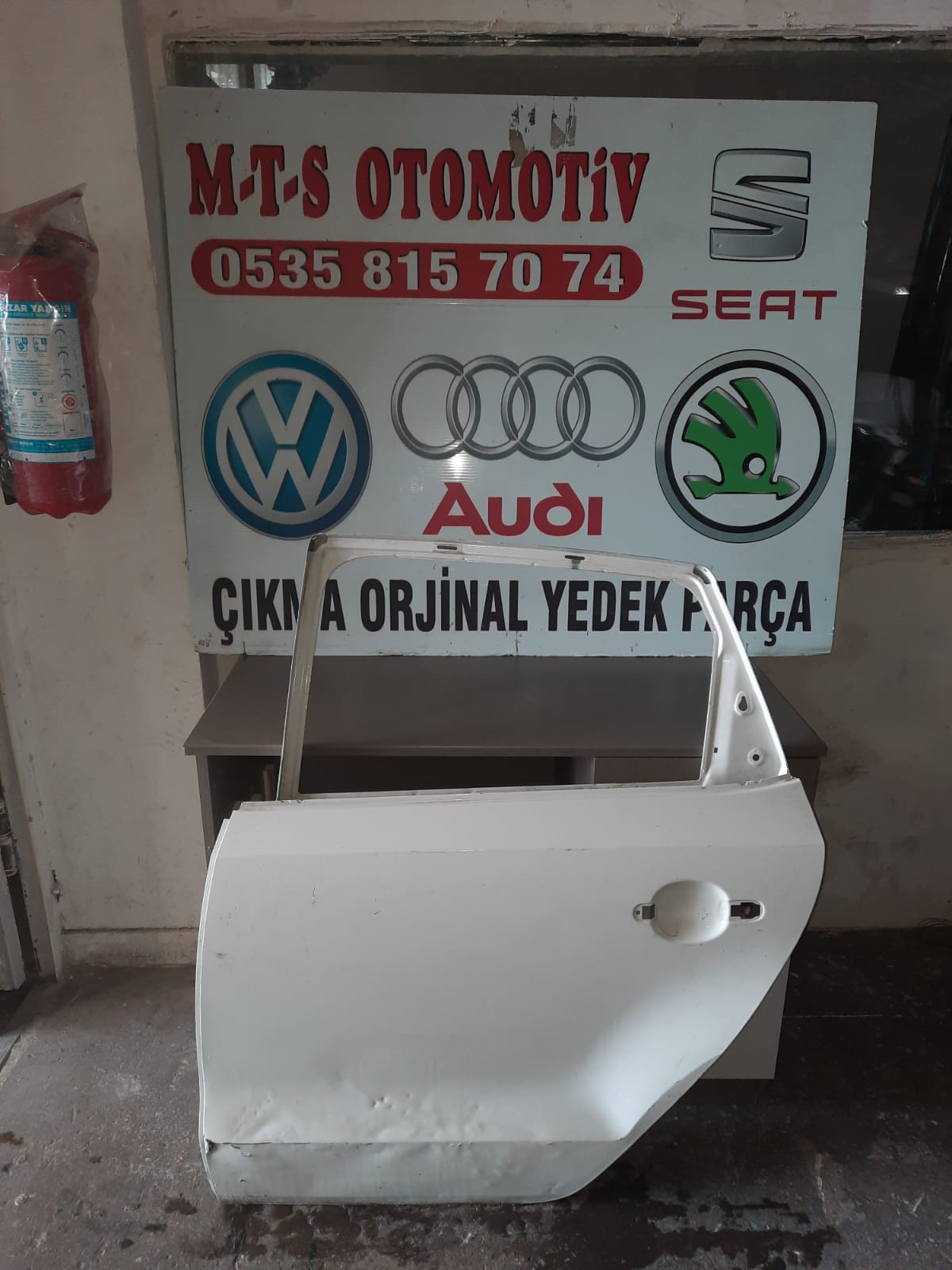 Volkswagen polo sol arka kapı